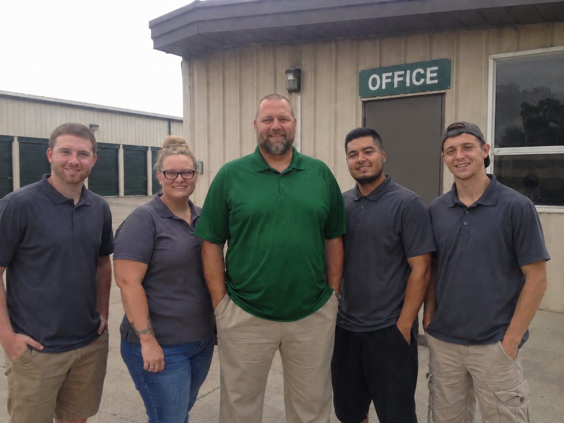 Pest control professionals in Youngstown, OH